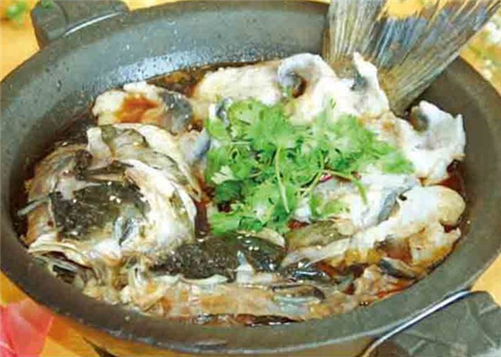 石鍋魚(yú)底湯